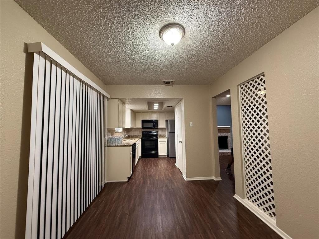 2509 Stanford St #A - Photo 6 of 34