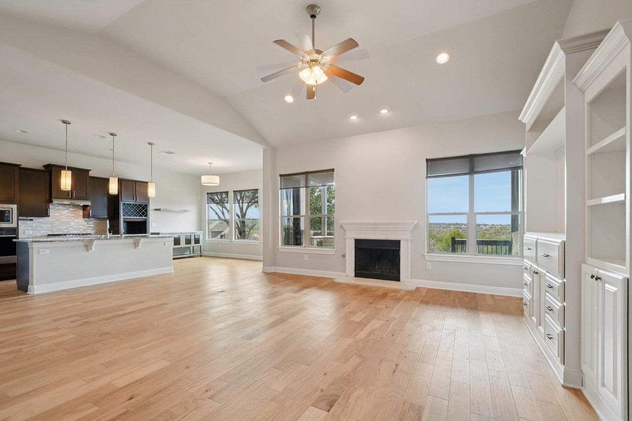 22316 Verbena Pkwy - Photo 6 of 31