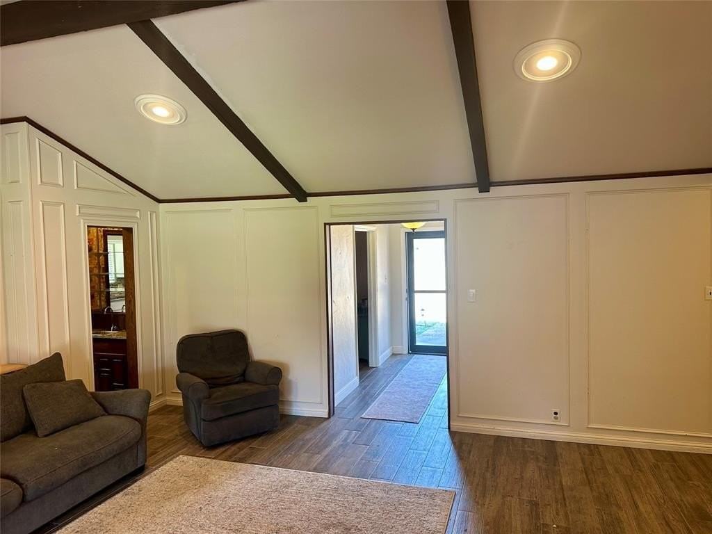 4200 Los Robles Dr - Photo 5 of 34