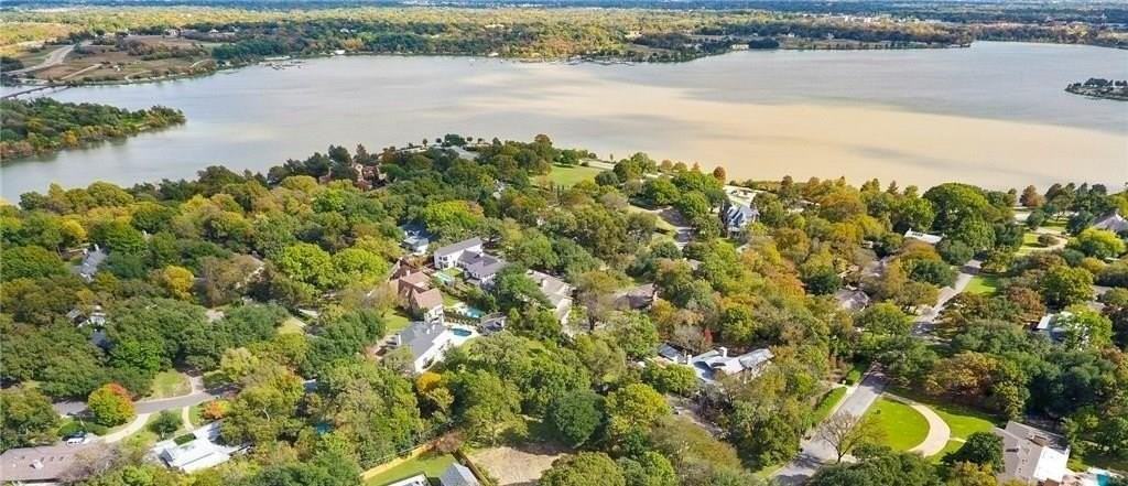 7141 Twin Tree Ln - Photo 2 of 4