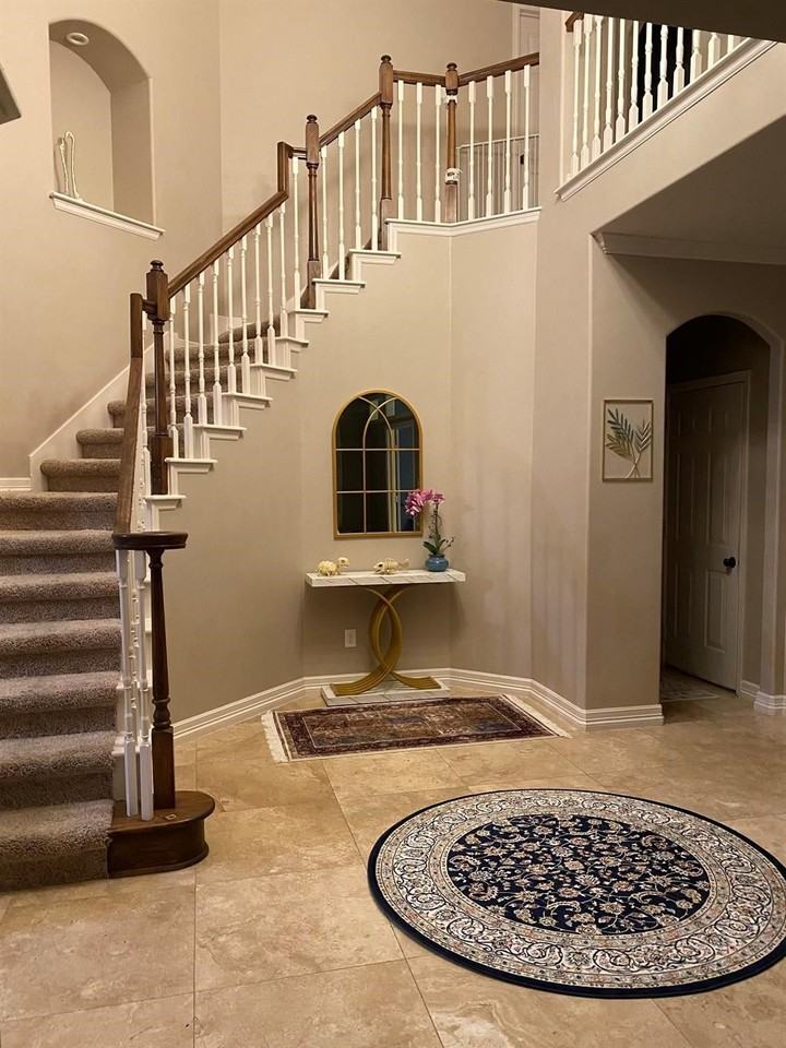 11611 Canyon Breeze Dr - Photo 3 of 31