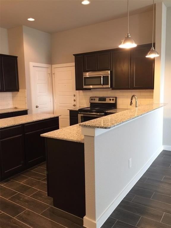 920 Chaparral Trl - Photo 3 of 10