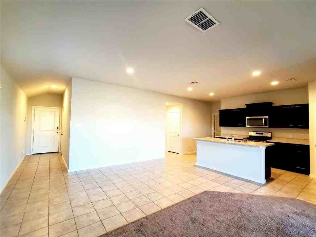 16612 Portage St - Photo 2 of 14