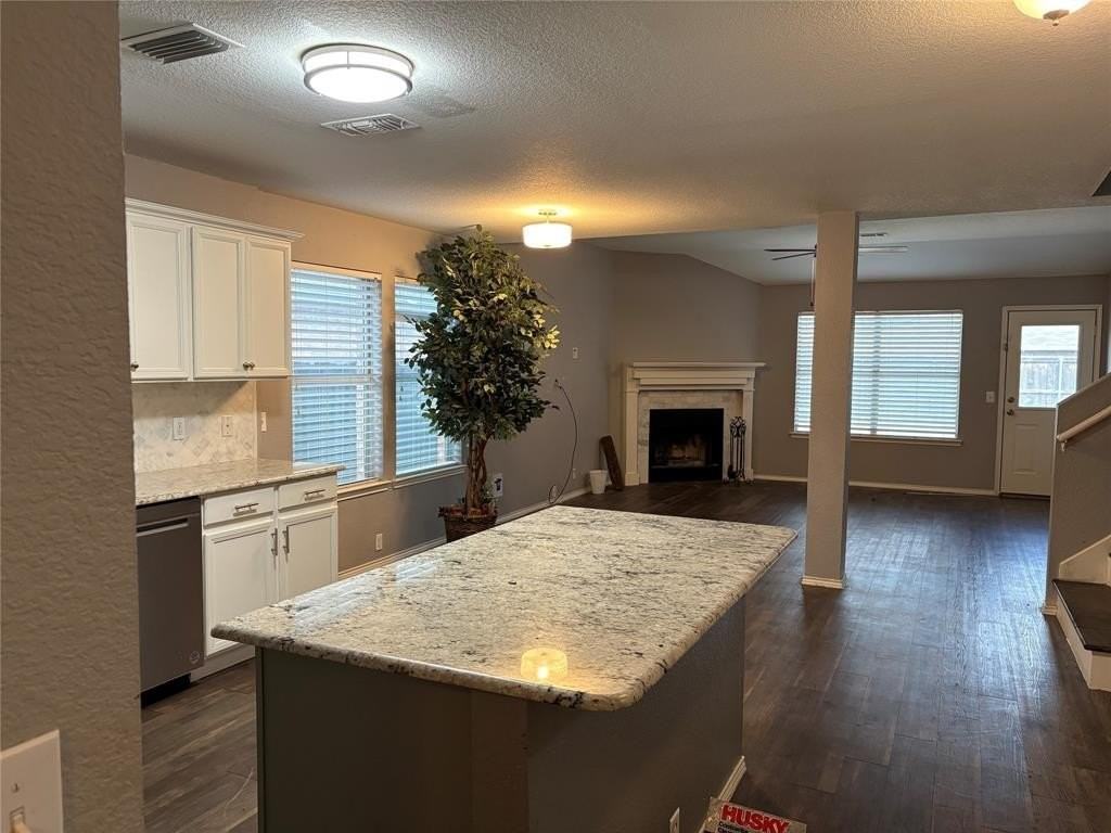 9011 King Ranch Dr - Photo 5 of 22