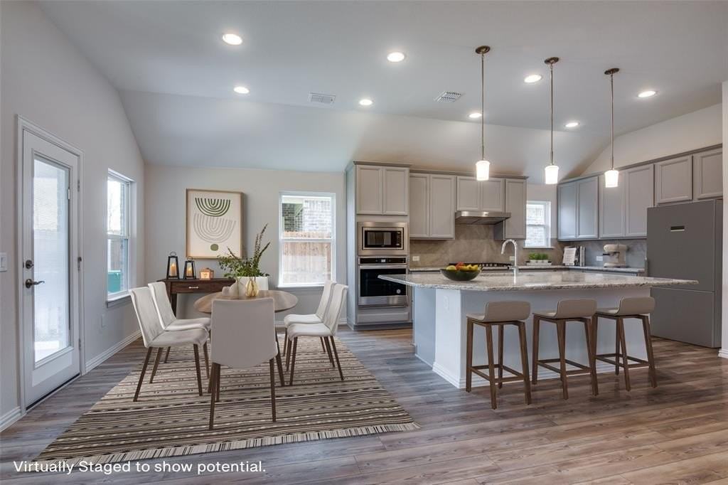 3108 Moldboard Dr - Photo 6 of 31