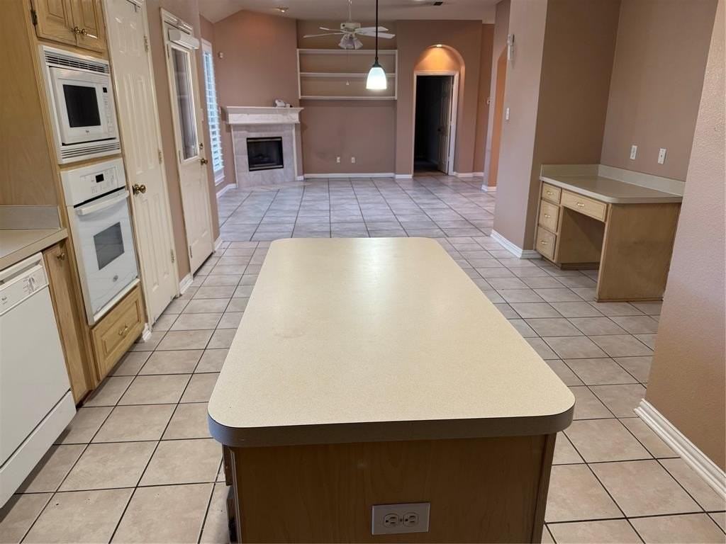 1131 Indy Ct - Photo 5 of 14