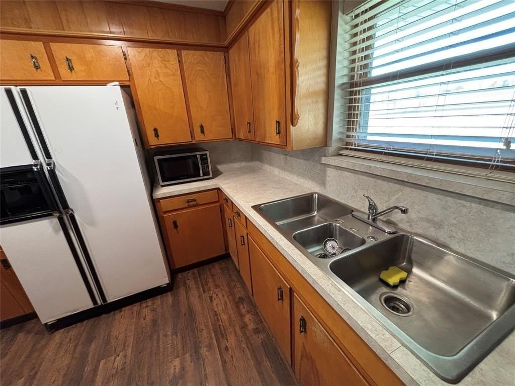 2809 County Road 1227 - Photo 6 of 20