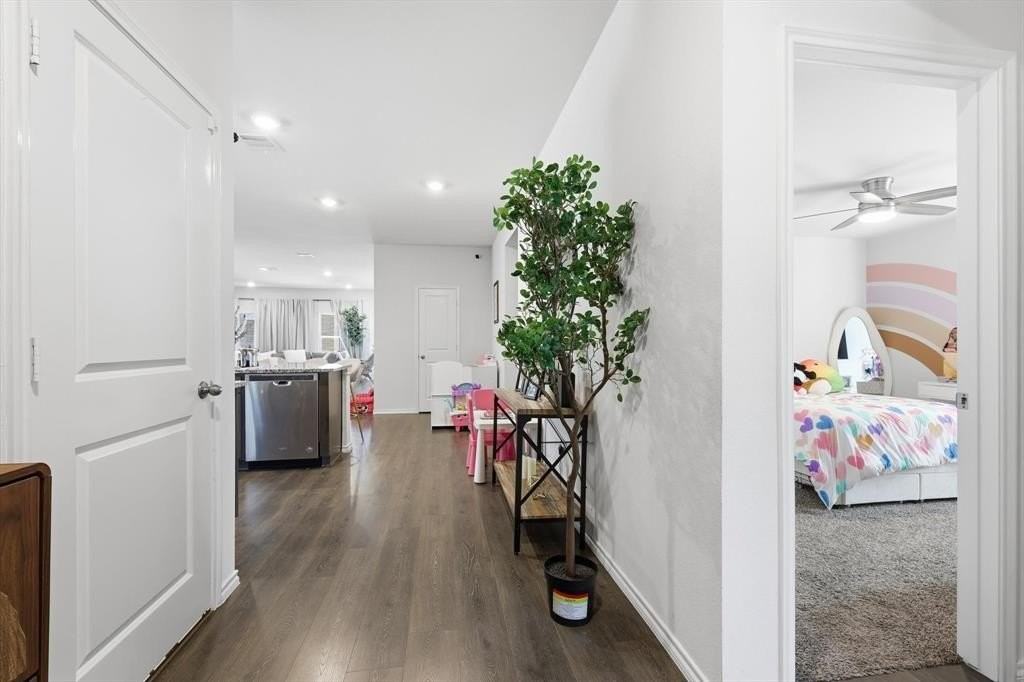 3934 Dickinson Ave - Photo 6 of 40