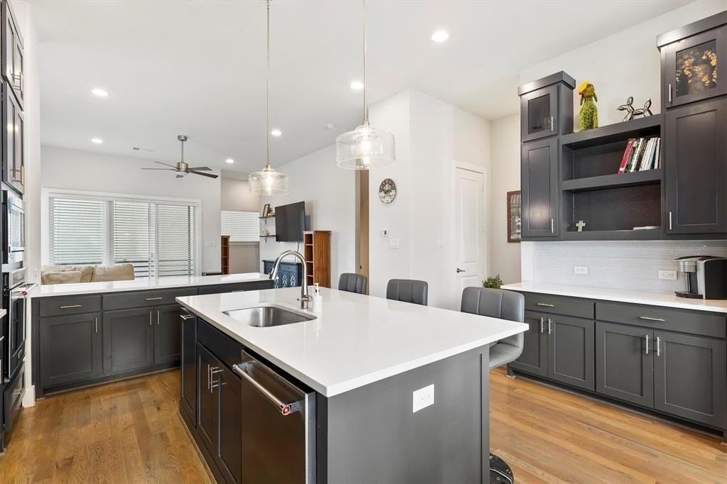 1103 Lavender Rdg - Photo 7 of 30