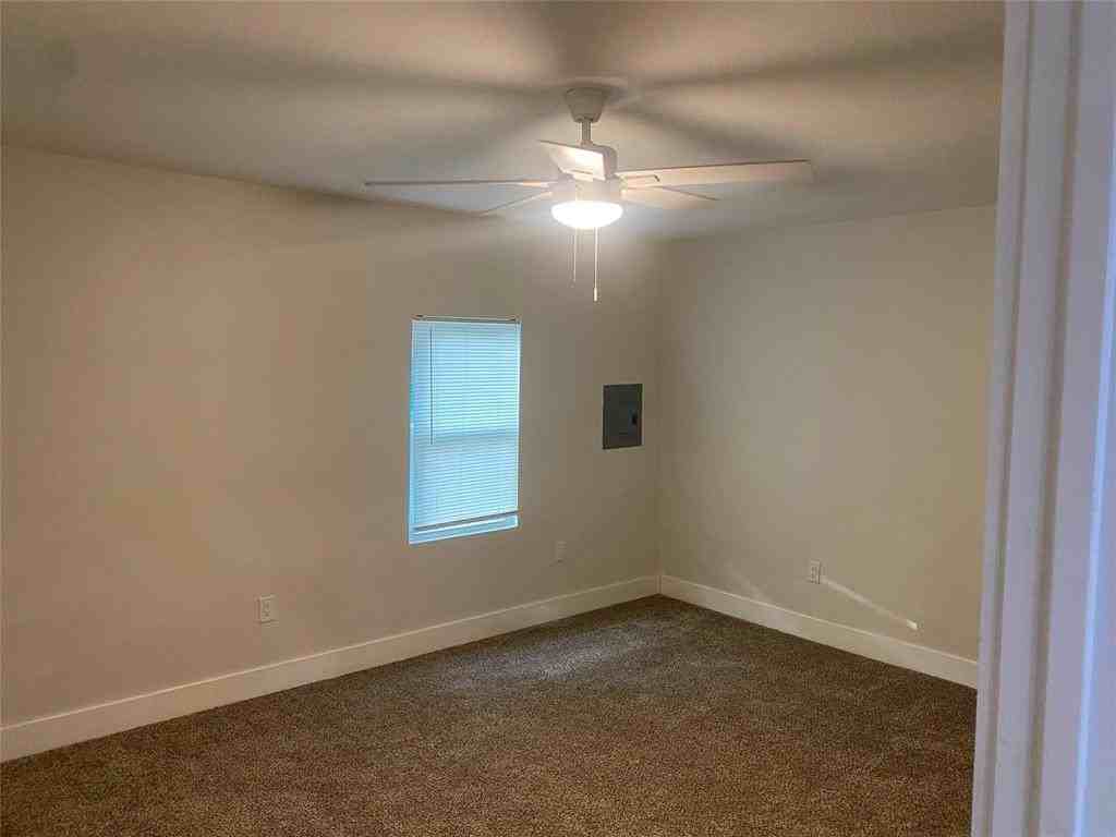 2307 Lea Crest Dr - Photo 7 of 9