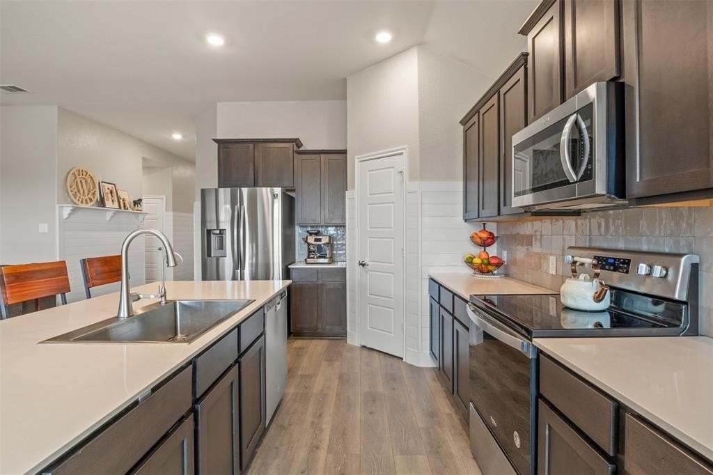 1313 Elderberry Dr - Photo 4 of 23