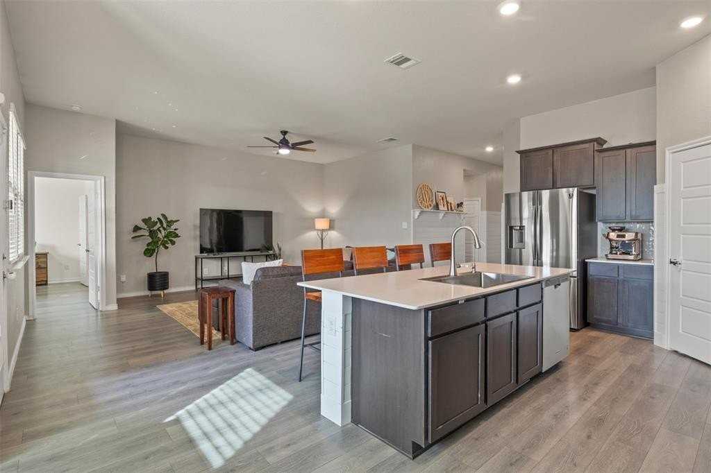 1313 Elderberry Dr - Photo 5 of 23