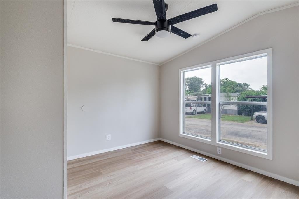 201 N Shady Shores Dr #89 - Photo 6 of 9