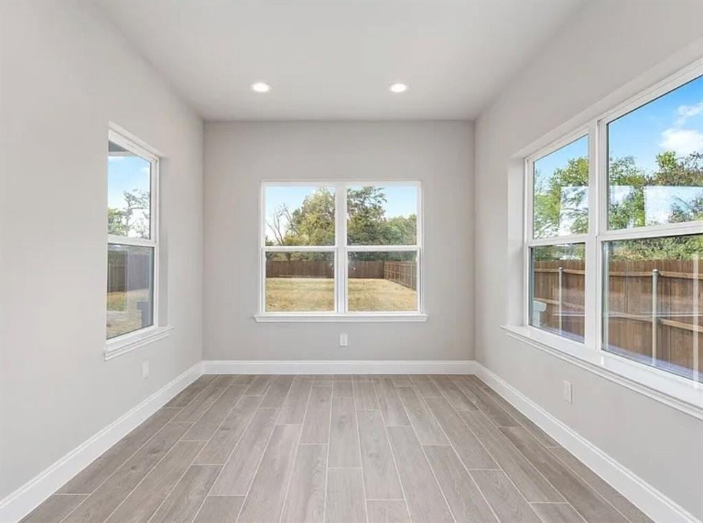 1415 Diceman Ave - Photo 7 of 16