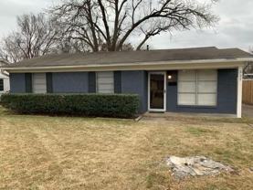 327 Andover Dr - Photo 1 of 1