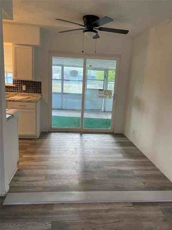 2119 Tecumseh Trce - Photo 3 of 5