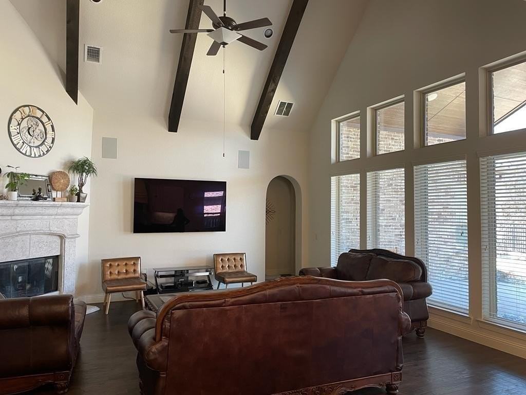 7863 Shackelford Dr - Photo 6 of 20