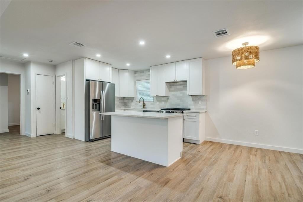 2536 Bluffton Dr - Photo 5 of 12