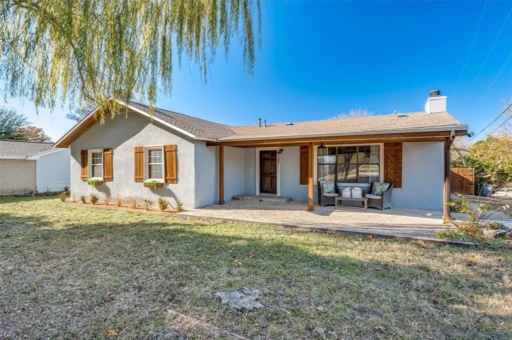 107 N Craig Rd - Photo 2 of 25