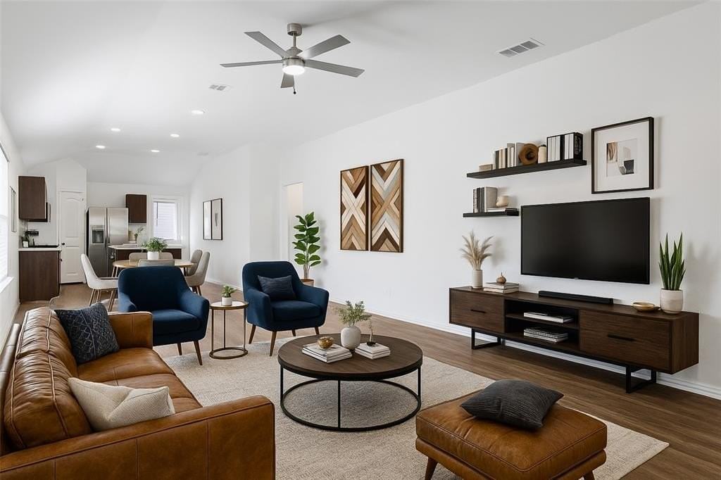 236 Woodlands Blvd - Photo 2 of 32