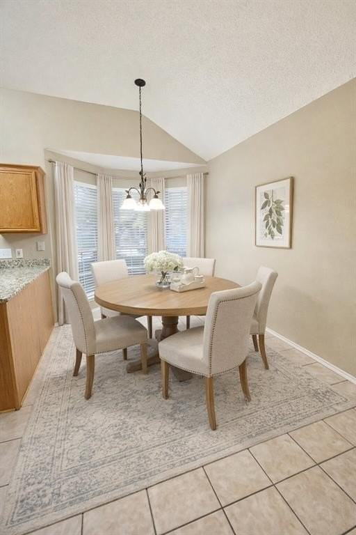 2800 Kempton Dr - Photo 4 of 26