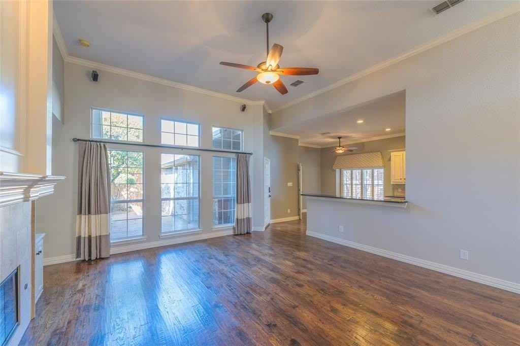 3913 Overlake Dr - Photo 6 of 31