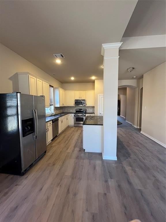 1409 Toucan Dr - Photo 7 of 13