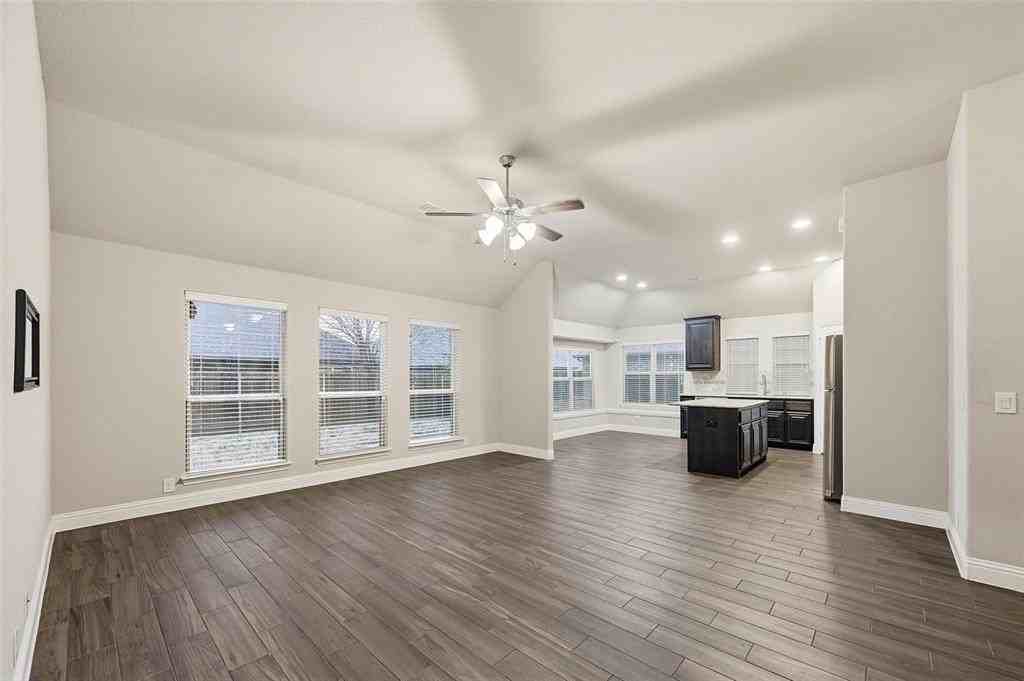 556 Avery Pointe - Photo 7 of 20