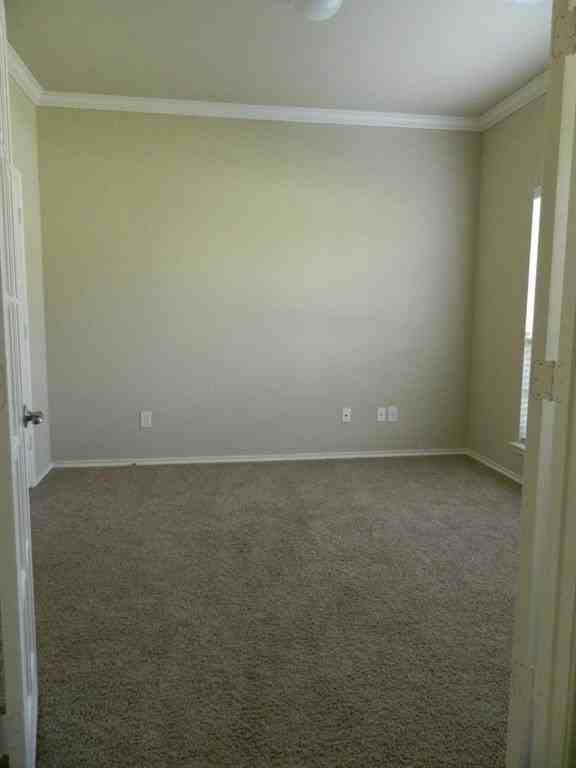 2237 Canyon Pt - Photo 3 of 19