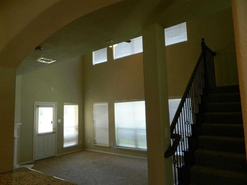 2237 Canyon Pt - Photo 6 of 19