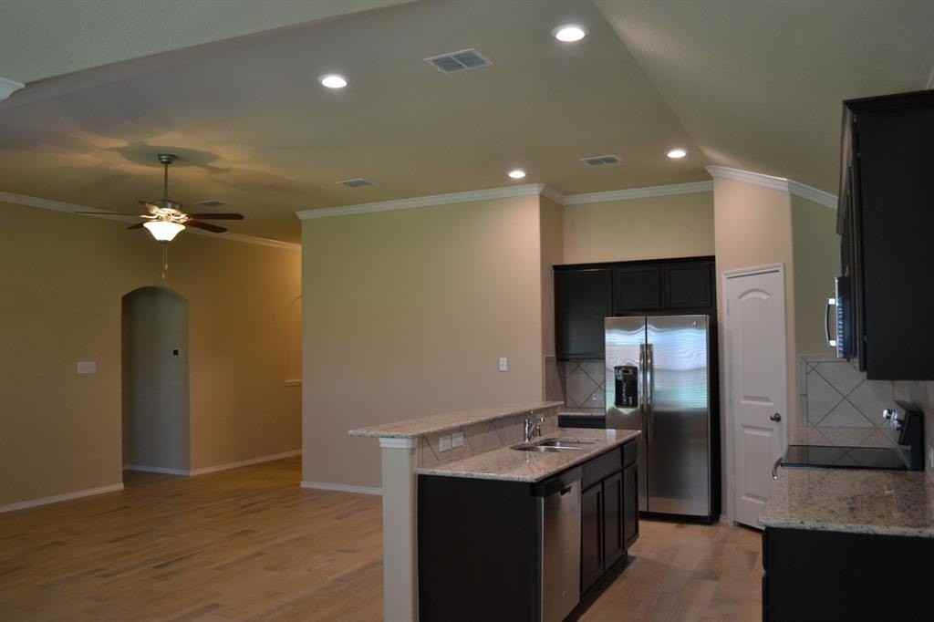 4114 Gaillardia Way - Photo 5 of 21