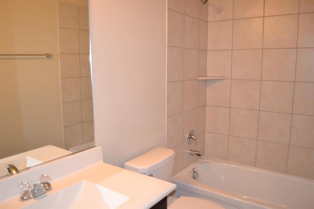 4114 Gaillardia Way - Photo 7 of 21