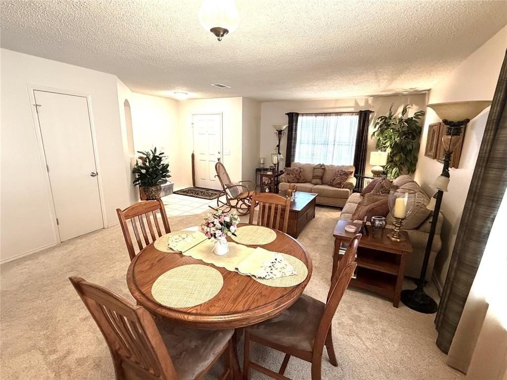 1203 Mallard Dr - Photo 2 of 13