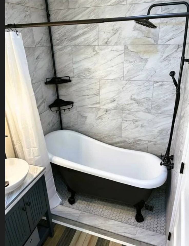 11061 Oak St - Photo 3 of 7