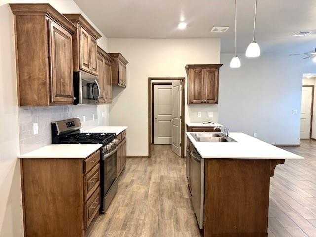 2504 Northcreek Ln - Photo 7 of 30