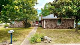 900 Durward Hall Dr - Photo 1 of 1