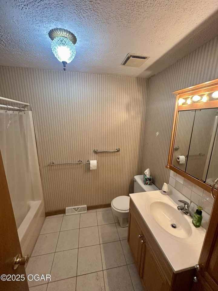 900 Durward Hall Dr - Photo 7 of 9