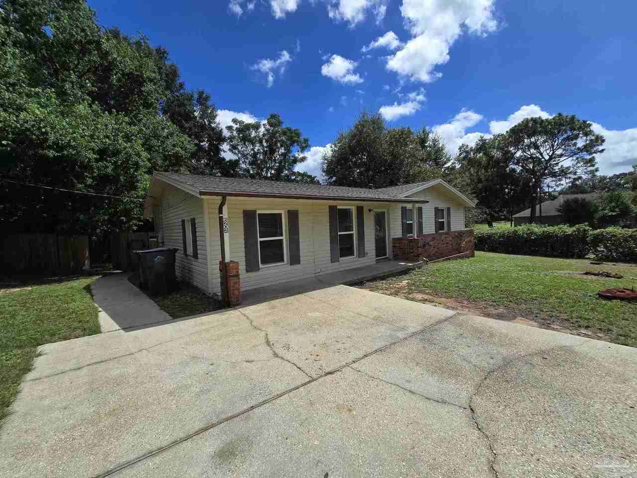 6202 Fairview Dr - Photo 2 of 18