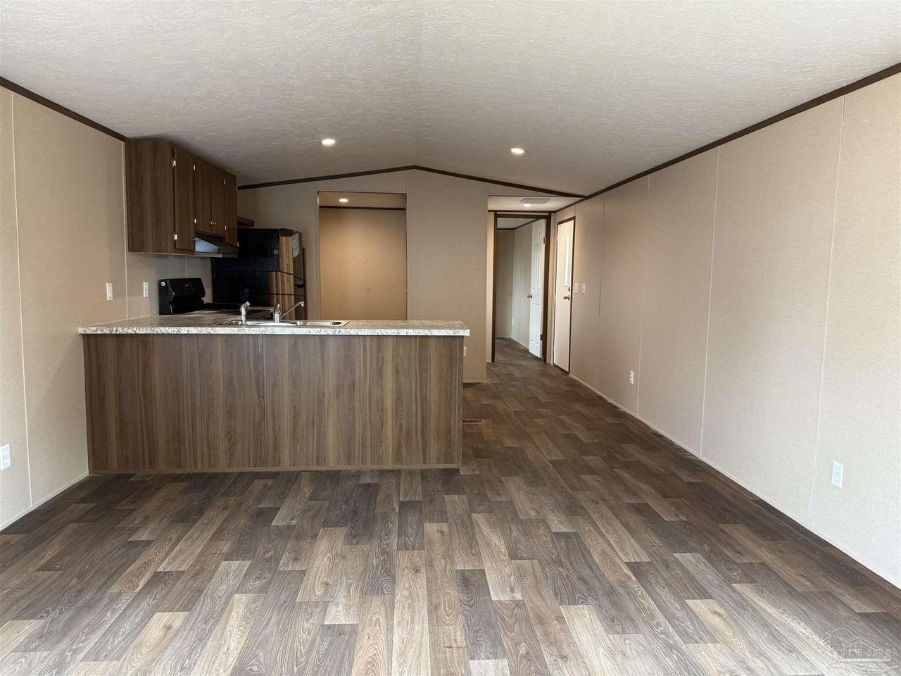 4454 Custer Ln - Photo 2 of 16