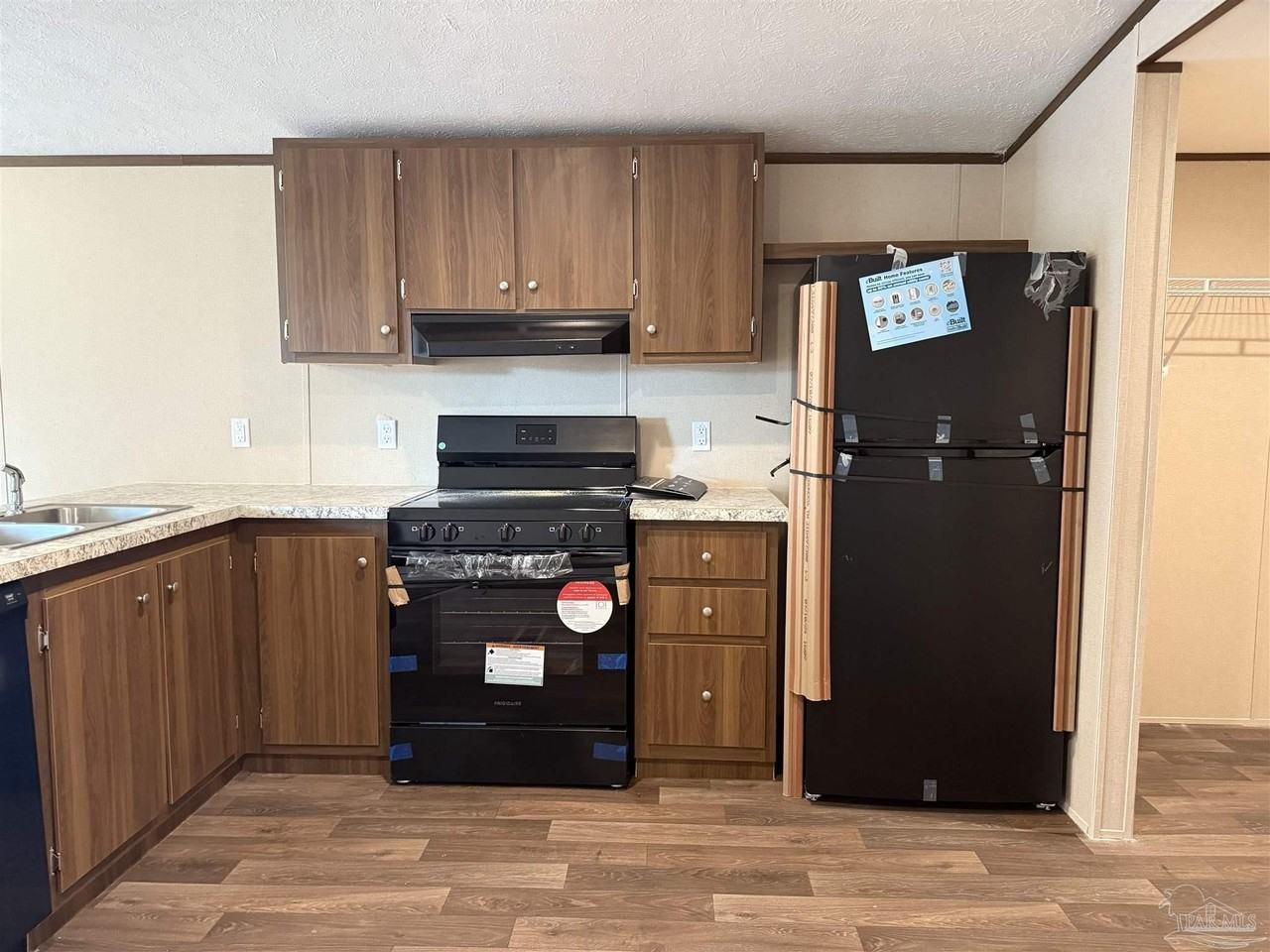 4454 Custer Ln - Photo 3 of 16