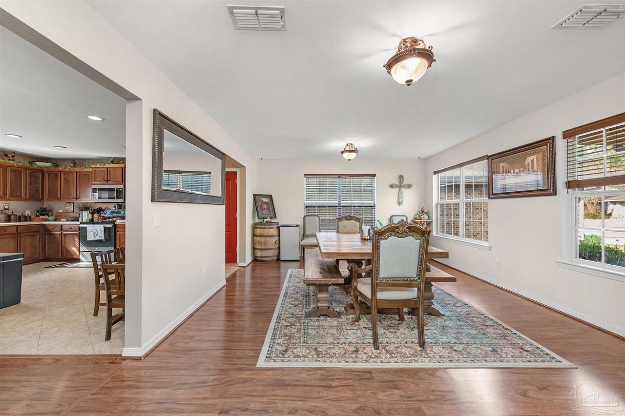 3437 Wasatch Range Loop - Photo 7 of 34