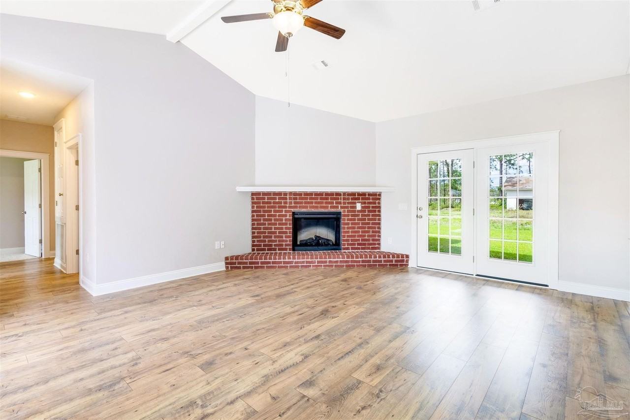 9276 Sunset Dr - Photo 5 of 34