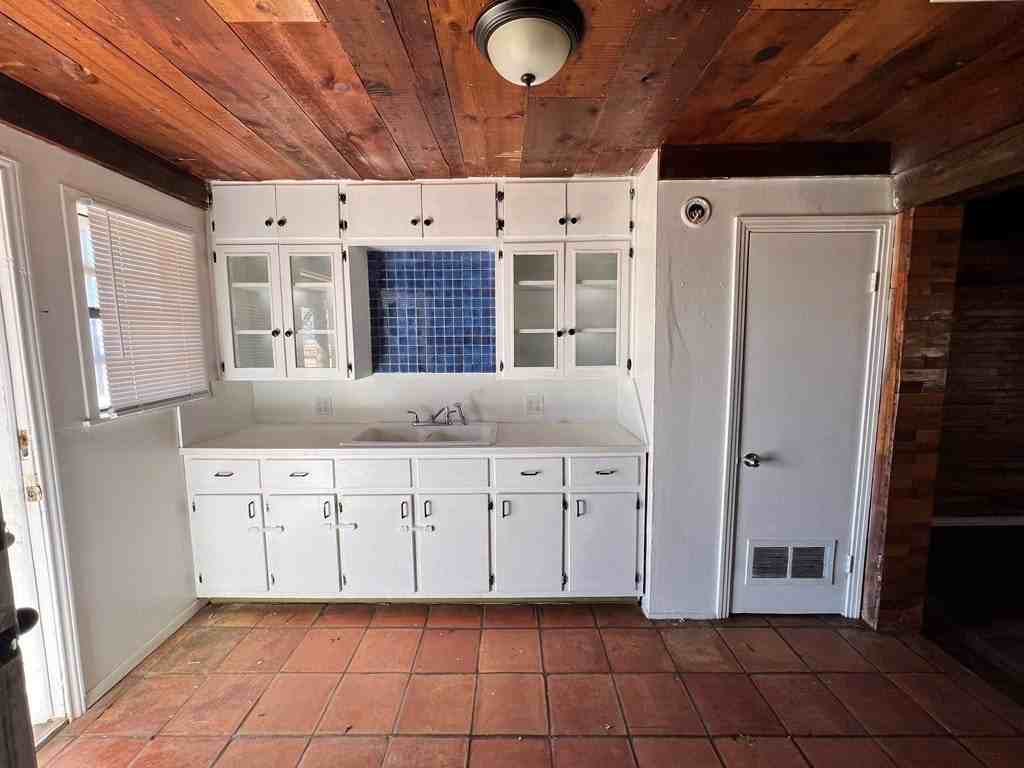 1208 W County Road 137 - Photo 2 of 11