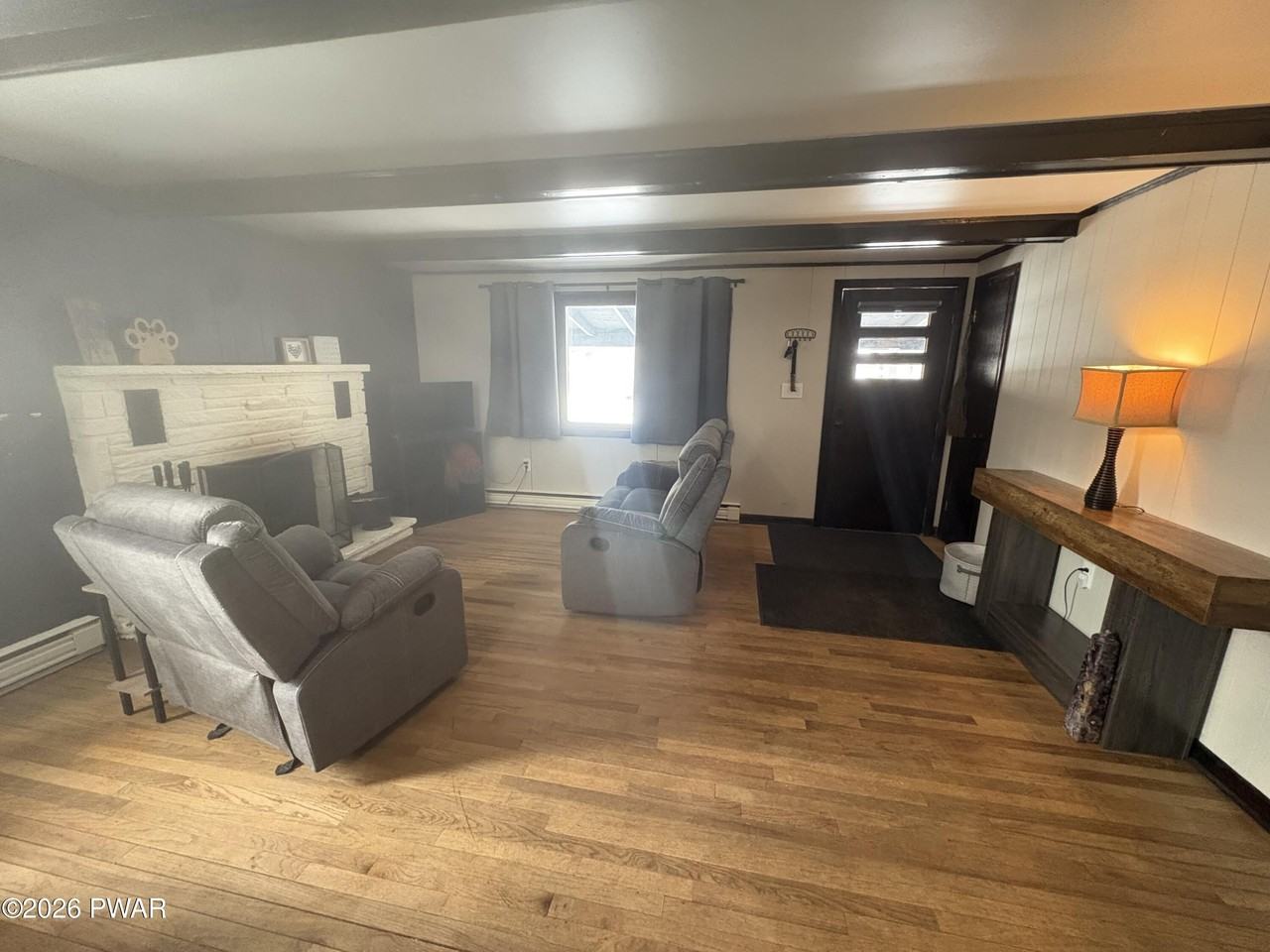 256 Wynding Way - Photo 4 of 18