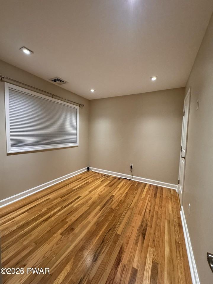 200 Avenue H - Photo 7 of 21