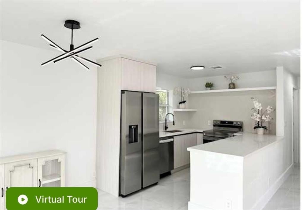 2316 Freedom St #6 - Photo 3 of 7