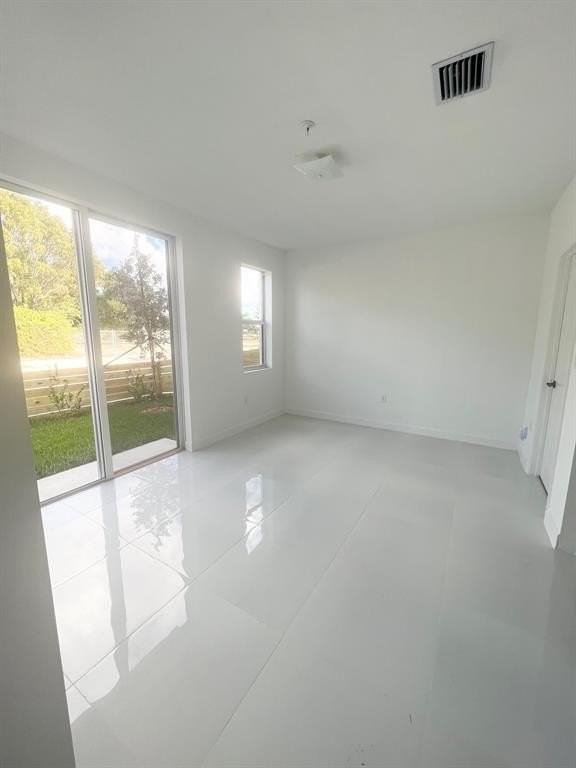 24650 Sw 129th Ave - Photo 3 of 15