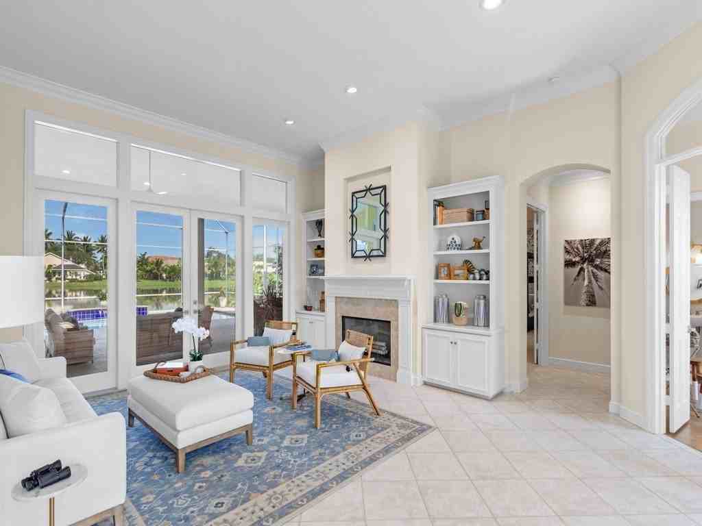 125 Riverway Dr - Photo 6 of 36