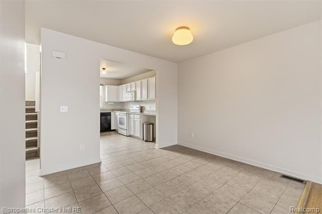 1050 18th St - Photo 4 of 19