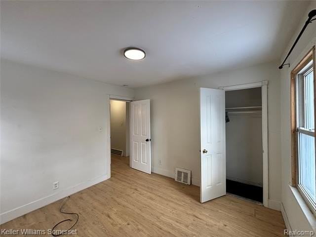 18623 Pembroke Ave - Photo 7 of 9